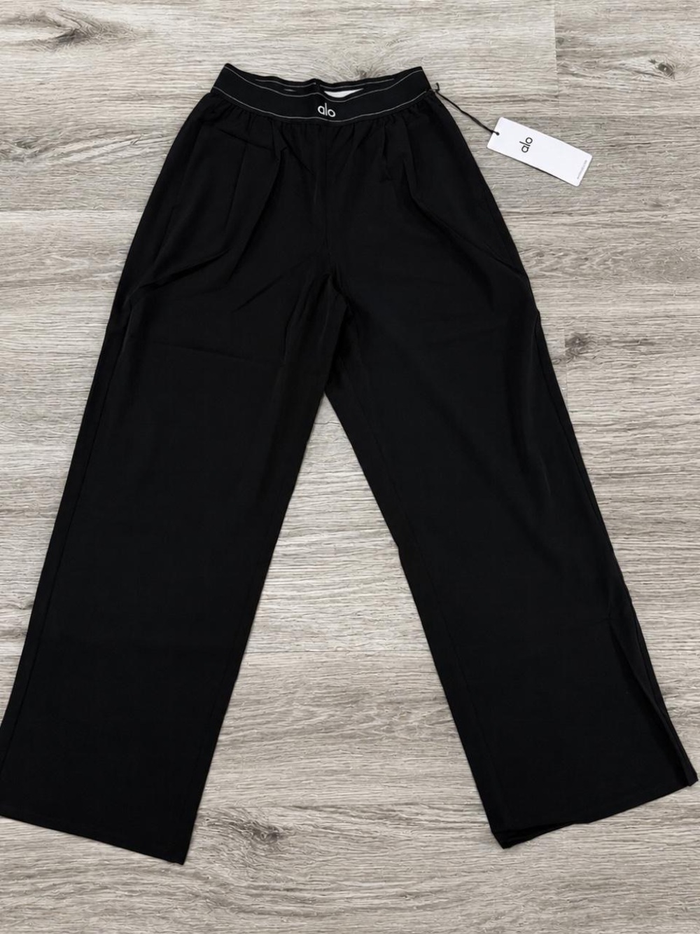 ALO Yoga Wide-Leg Black Lounge Pants